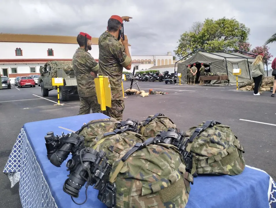 Jornada de puertas abiertas por el CXIII Aniversario de la Creaci&oacute;n de las Fuerzas Regulares