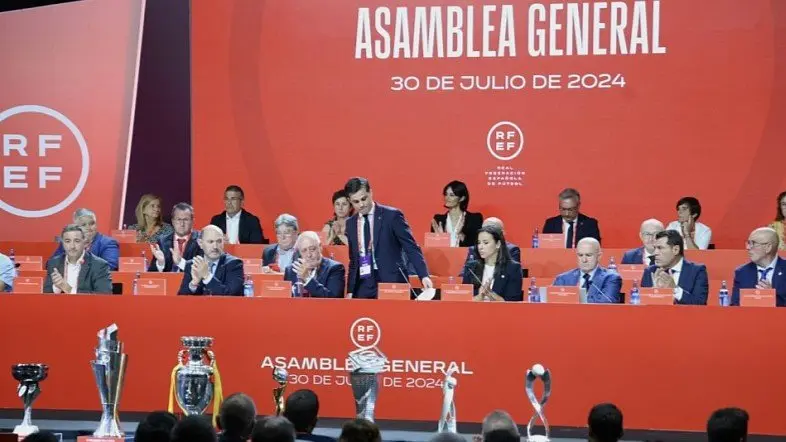 Asamblea de la RFEF, con la nueva Junta Directiva en la que se integra Olga Chaves (RFEF)