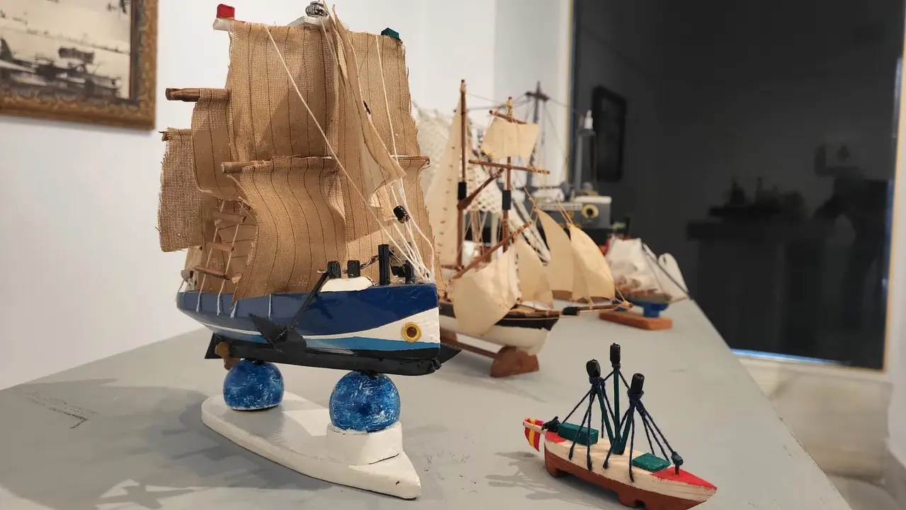 Luis Gabarr&oacute;n presenta 'Surcando el Mar