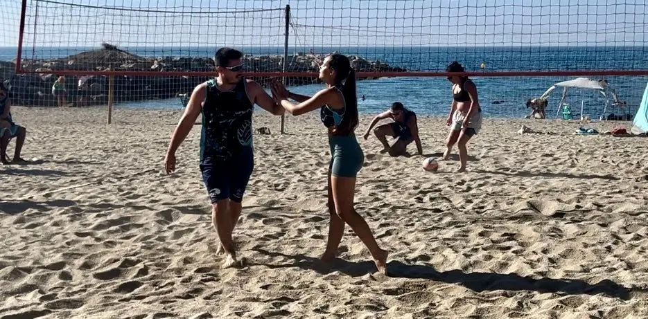 Octava edici&oacute;n del campeonato de verano de v&oacute;ley playa / M.Zapico
