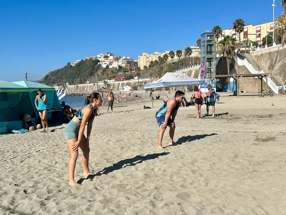 Octava edici&oacute;n del campeonato de verano de v&oacute;ley playa / M.Zapico