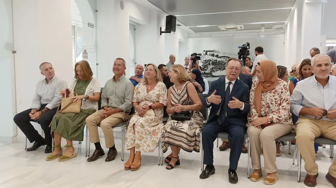 Homenaje a Rocha y Castilla de  la Hermandad de Guardias Civiles, Descendientes y Amigos de los Regulares 'El &Aacute;ngulo' y  'Al Idrissi'