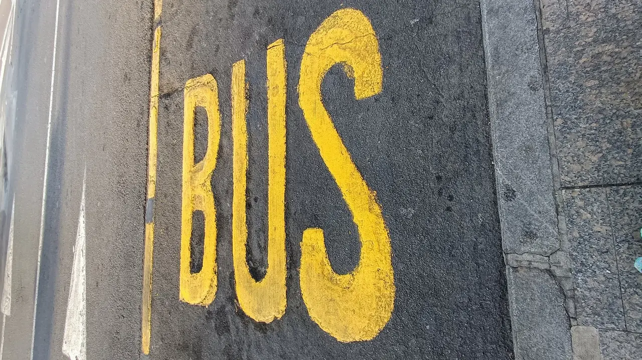 Parada de autob&uacute;s