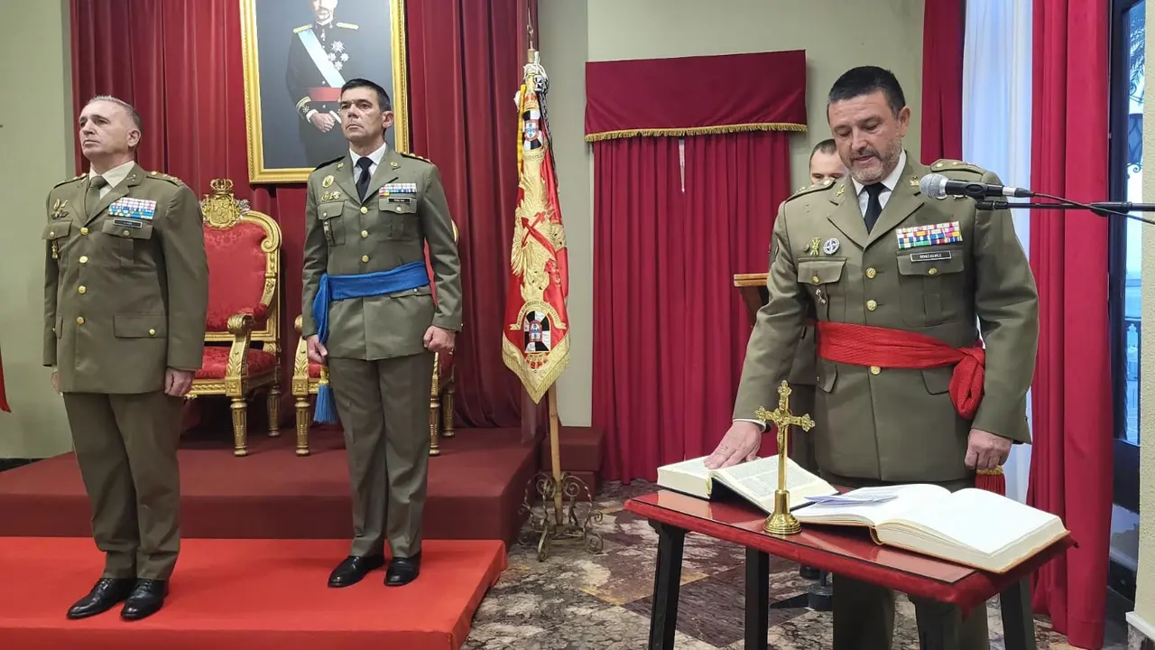 Toma de posesi&oacute;n del  general Jos&eacute; Gonz&aacute;lvez Vall&eacute;s como segundo jefe de la Comandancia General de Ceuta (S.I.)