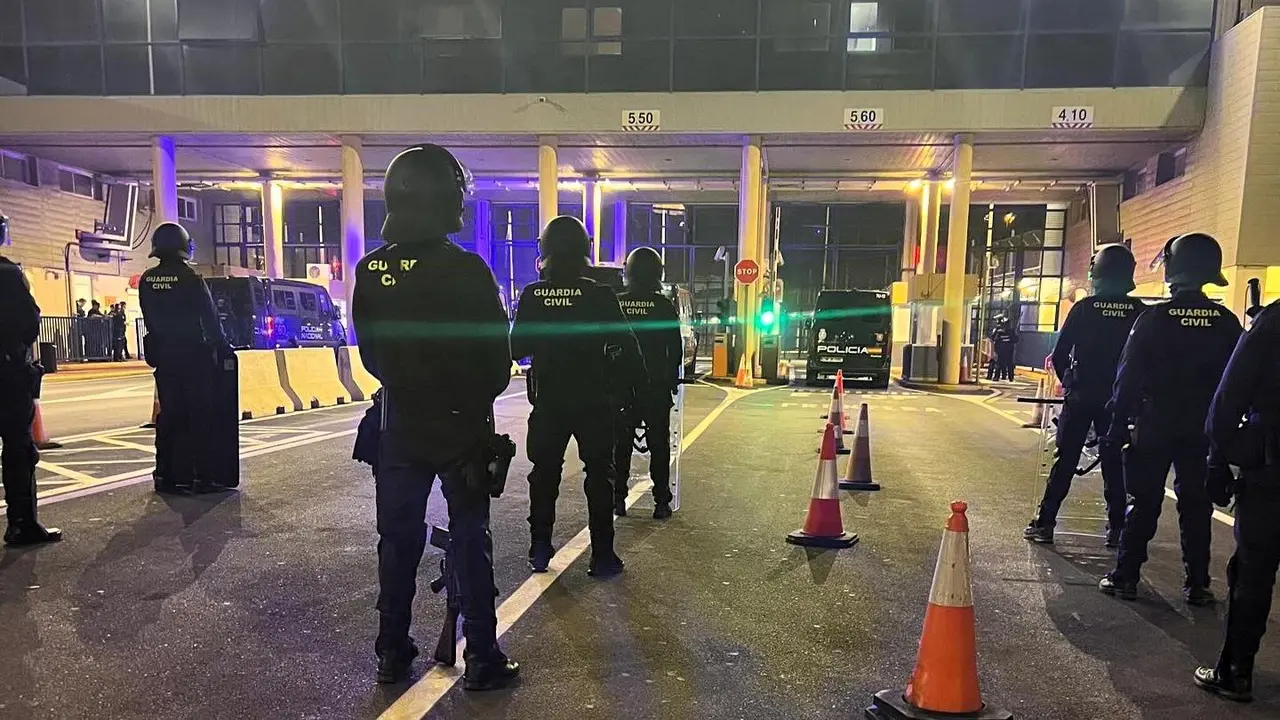 GRS Guardia Civil Frontera del Tarajal (Es por ti 062)