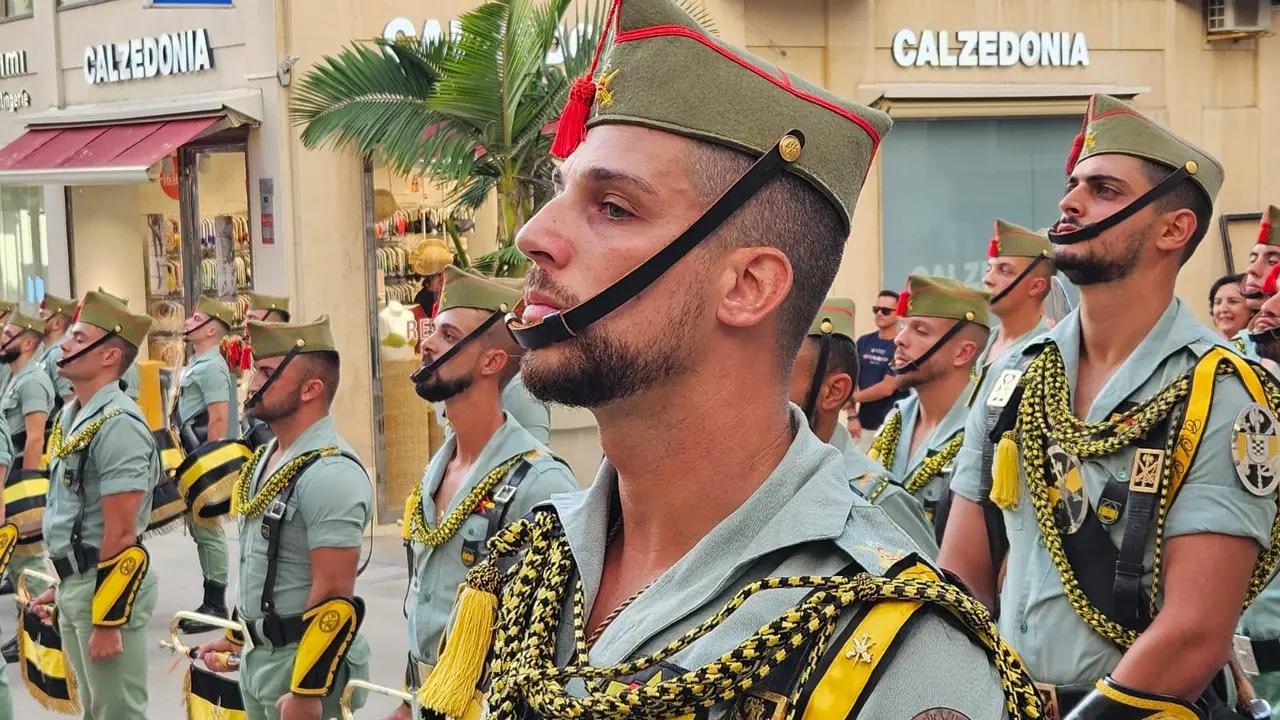 Exhibici&oacute;n de la Banda de Guerra y la Escuadra de Gastadores (S.I.)