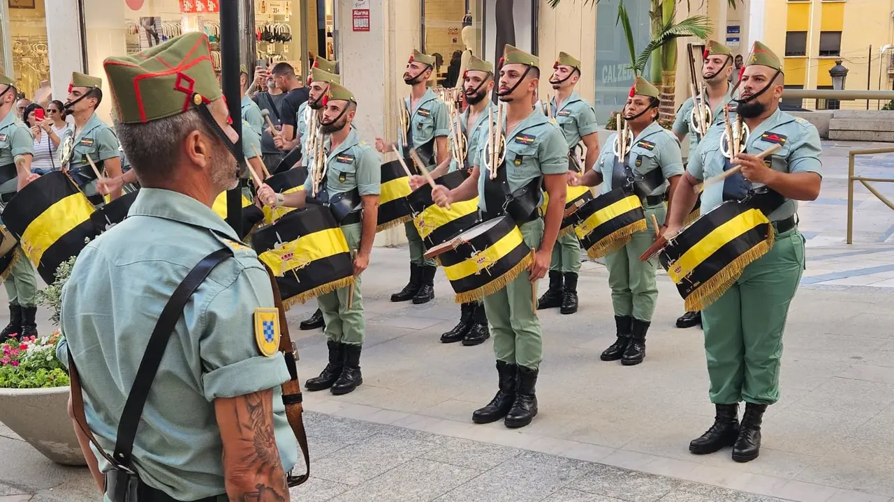 Exhibici&oacute;n de la Banda de Guerra y la Escuadra de Gastadores (S.I.)