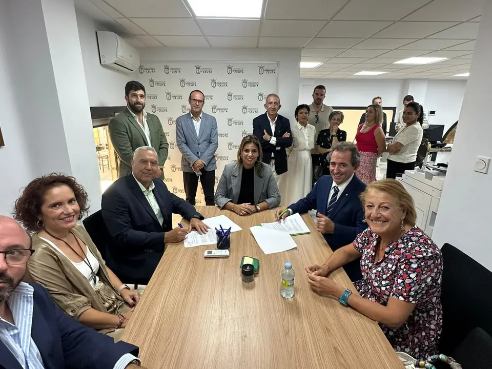 convenio aecc colegio de farmac&eacute;uticos