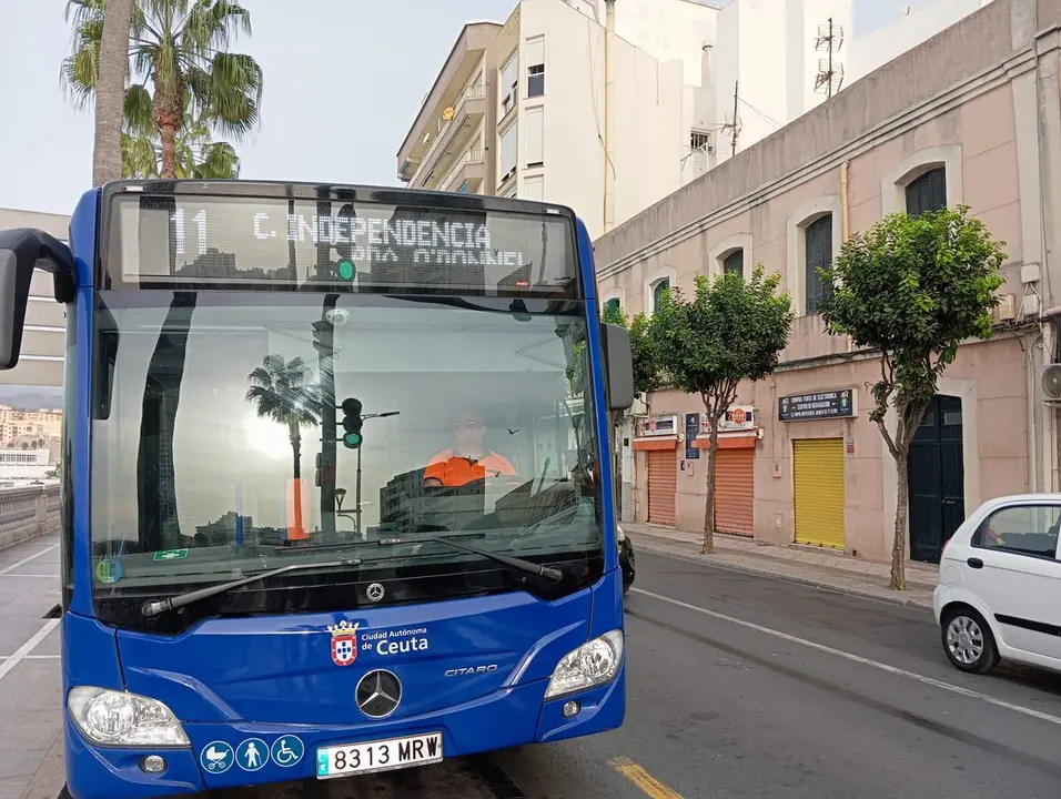 L&Iacute;NEA 11 AUTOB&Uacute;S