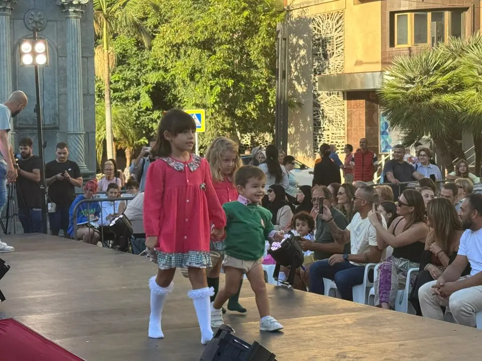 Semana del Comercio. Desfile