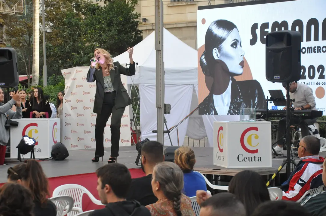 Moda Fiesta Semana del Comercio