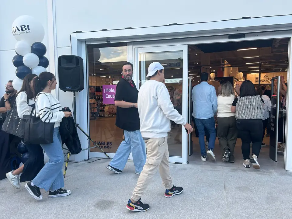 Apertura Kiabi en Ceuta / M.Zapico