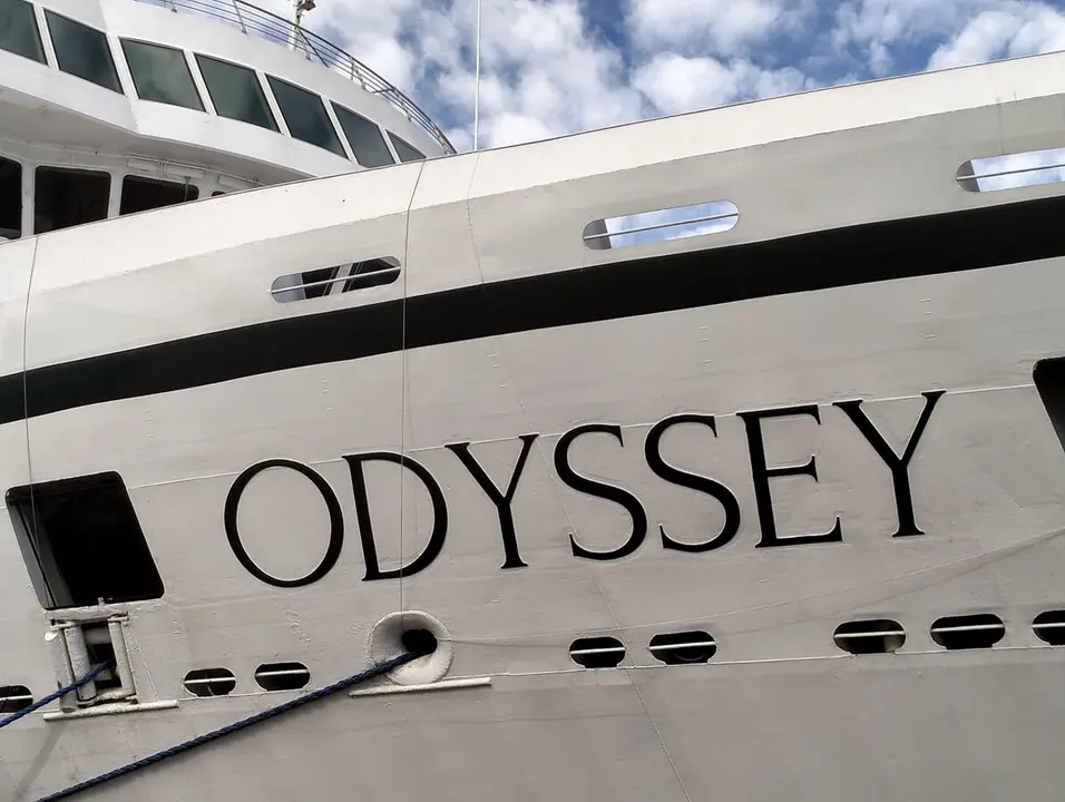 &laquo;Spirit of Discovery&raquo; y &laquo;Villa Vie Odyssey&raquo;