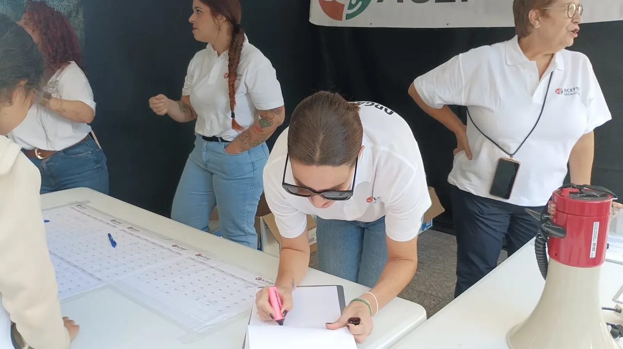 Carrera solidaria 4.300 pasos por la salud mental