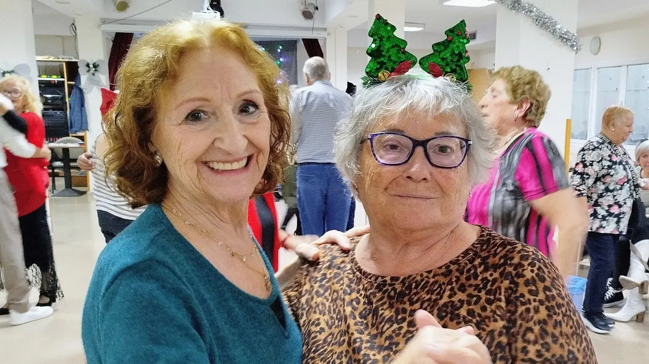 La Navidad comienza con ritmo en el Centro del Mayor