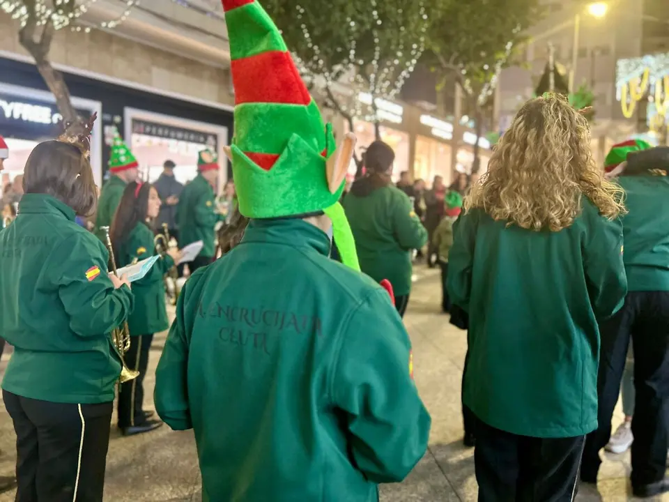 Melod&iacute;as de la Navidad con el pasacalles musical