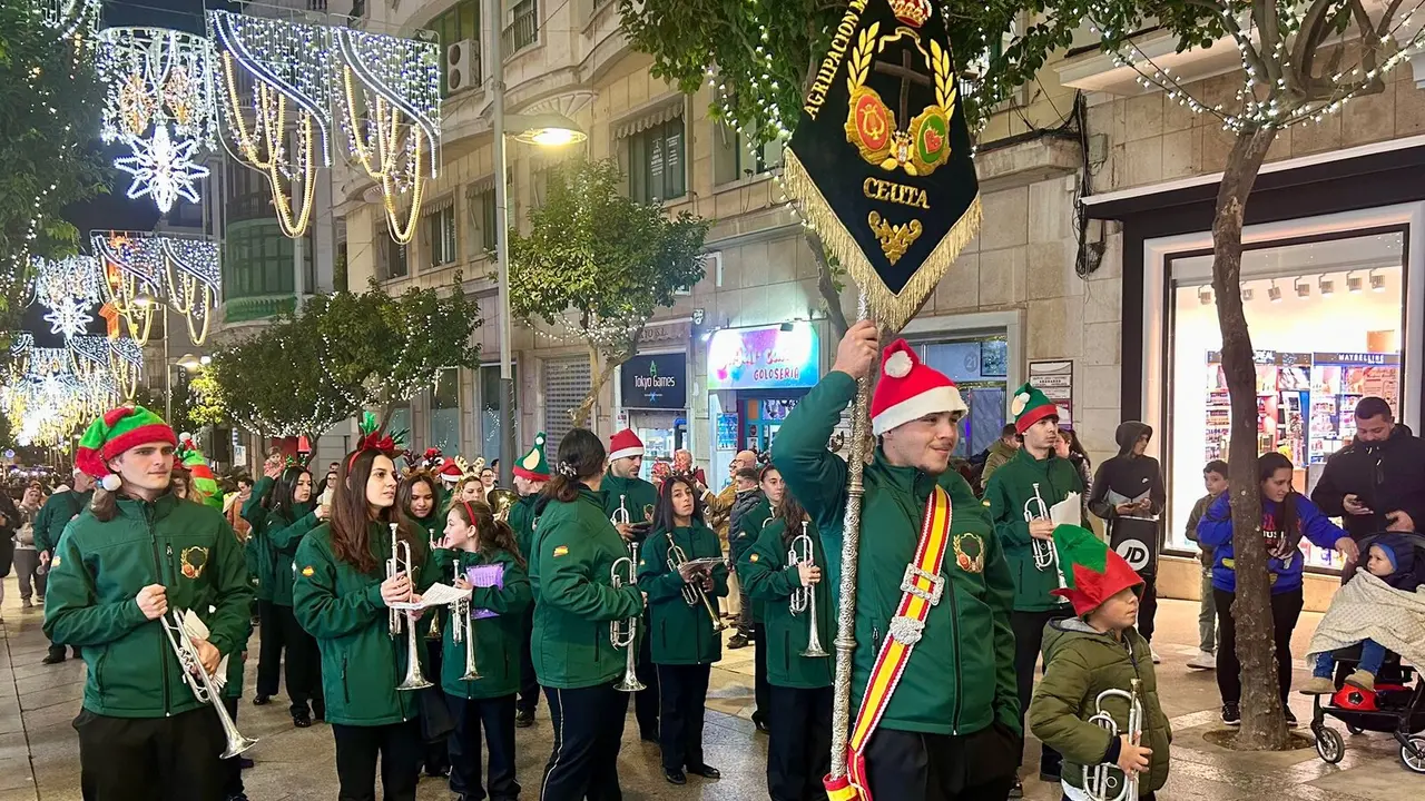 Melod&iacute;as de la Navidad con el pasacalles musical