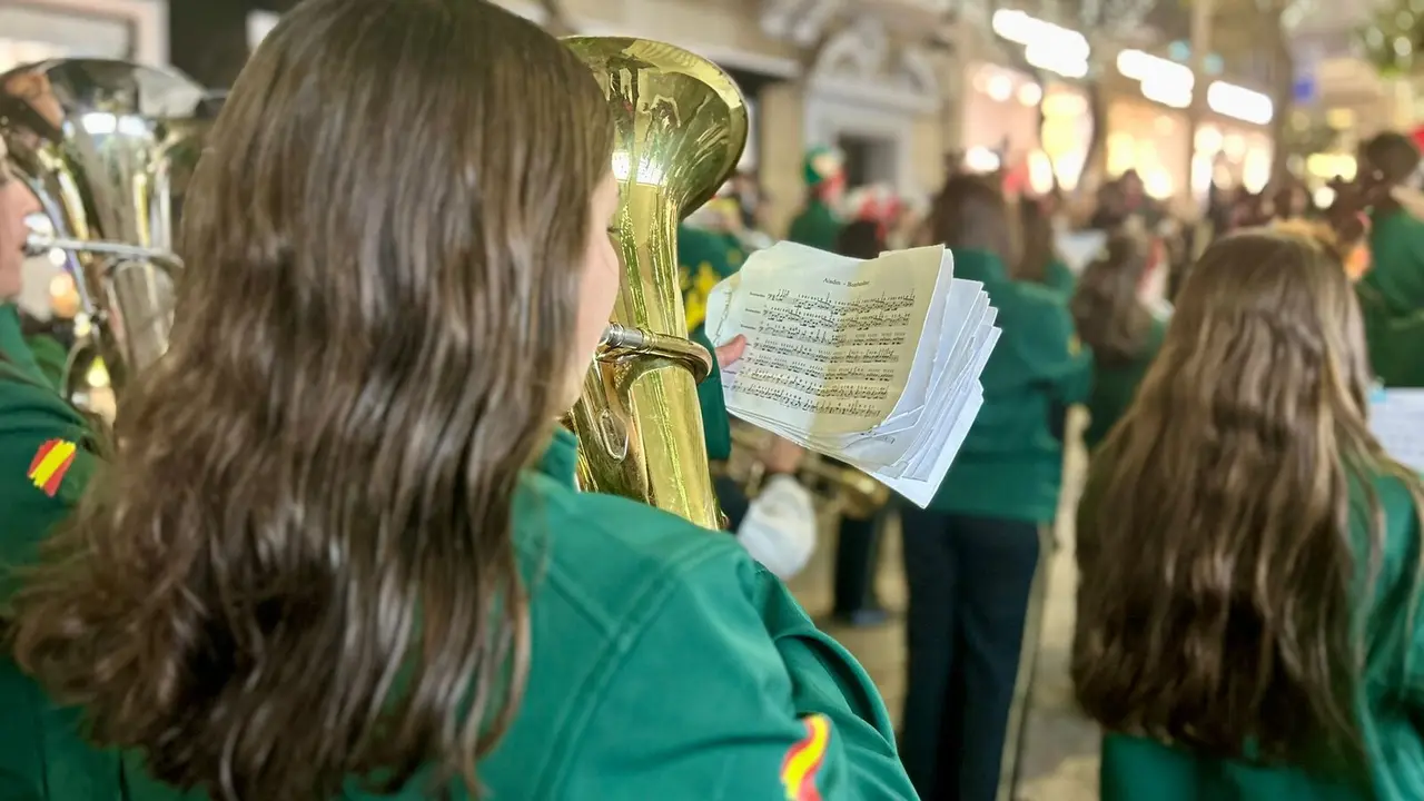 Melod&iacute;as de la Navidad con el pasacalles musical