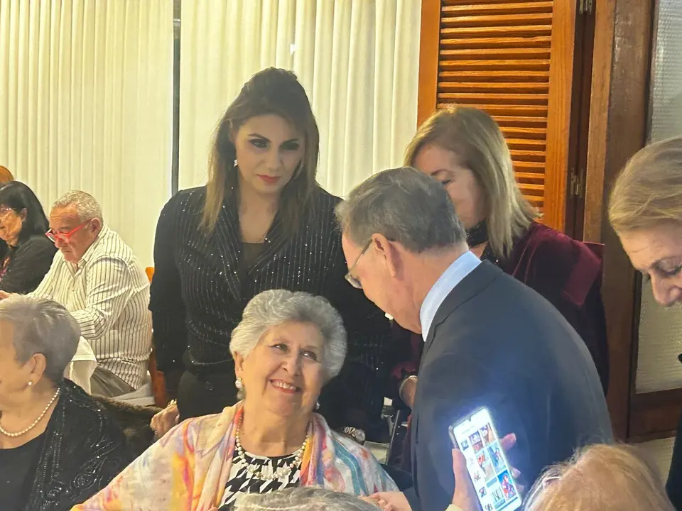 Cena del Mayor de Navidad / M.Zapico