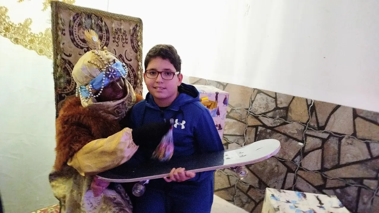 Melchor, Gaspar y Baltasar visitan a los peque&ntilde;os de San Daniel