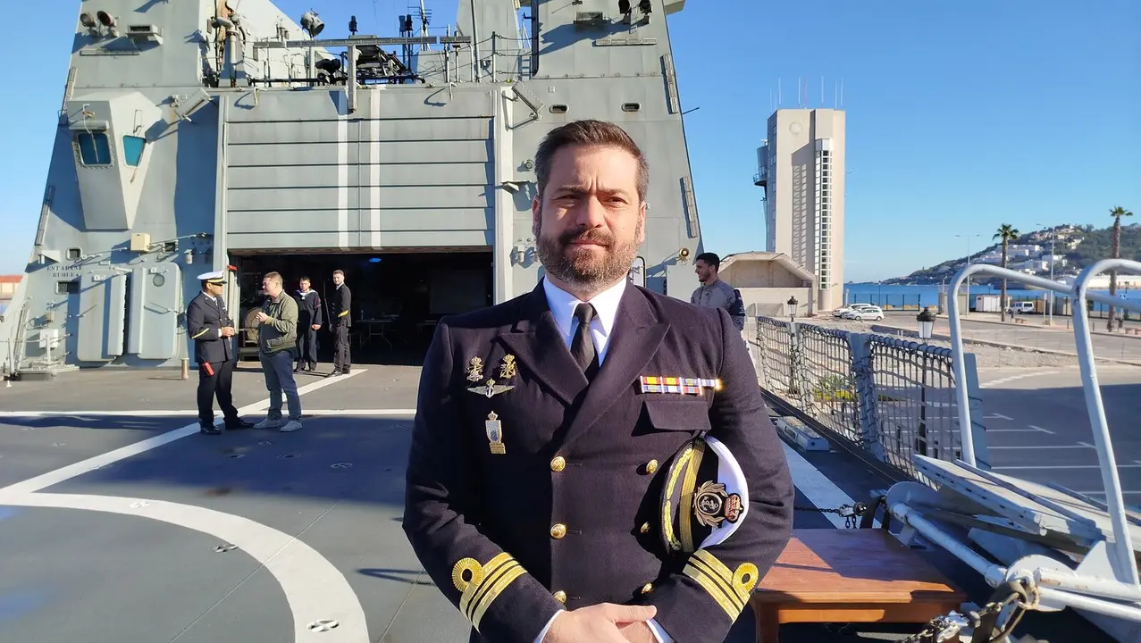 Capit&aacute;n de corbeta David Castillo