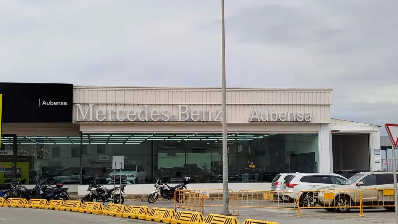 Concesionario Mercedes-Benz, Aubensa / S.I.