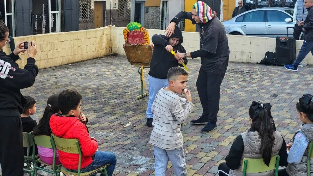 Tarde de payasos en Pr&iacute;ncipe Alfonso