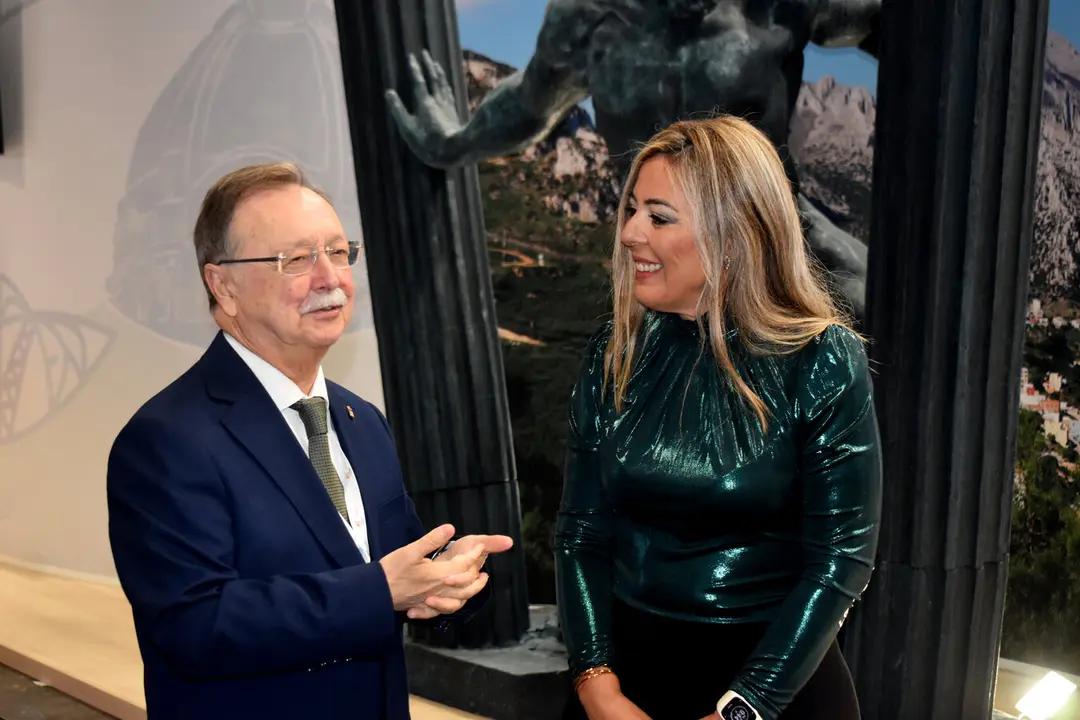 Presidente de la Ciudad en FITUR(2)