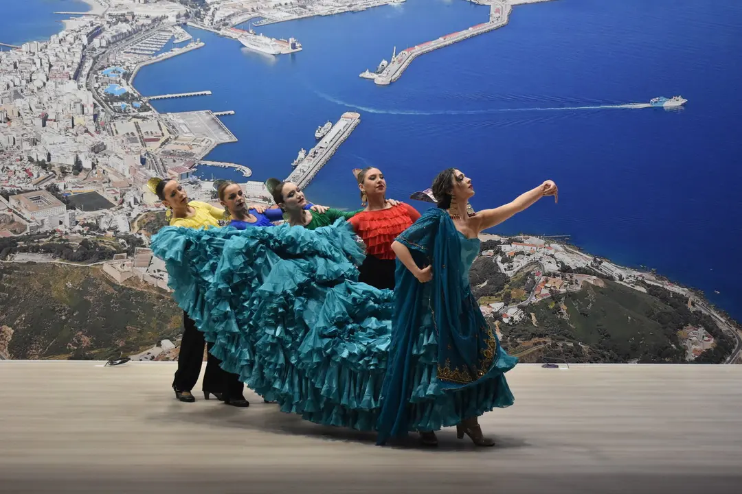 Ballet escuela de Danza Mar&iacute;a Jos&eacute; Lesmes en FITUR