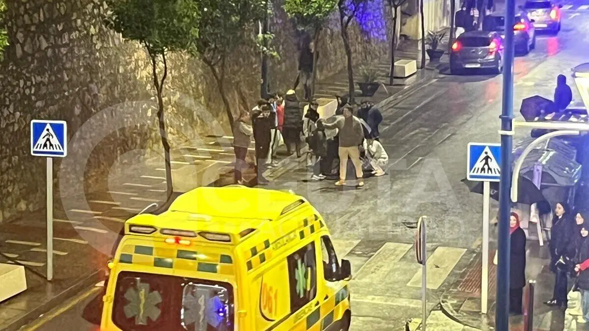 Accidente en Avenida de Regulares / C.A.