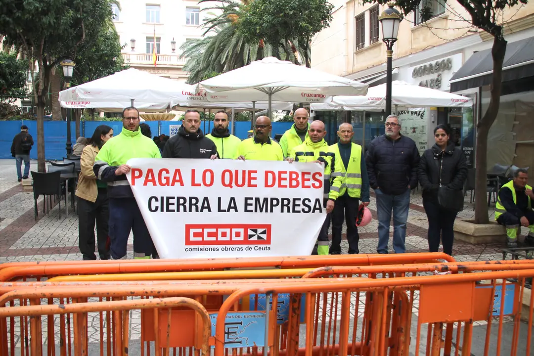 Concentraci&oacute;n de trabajadores de Estructuras del Estrecho