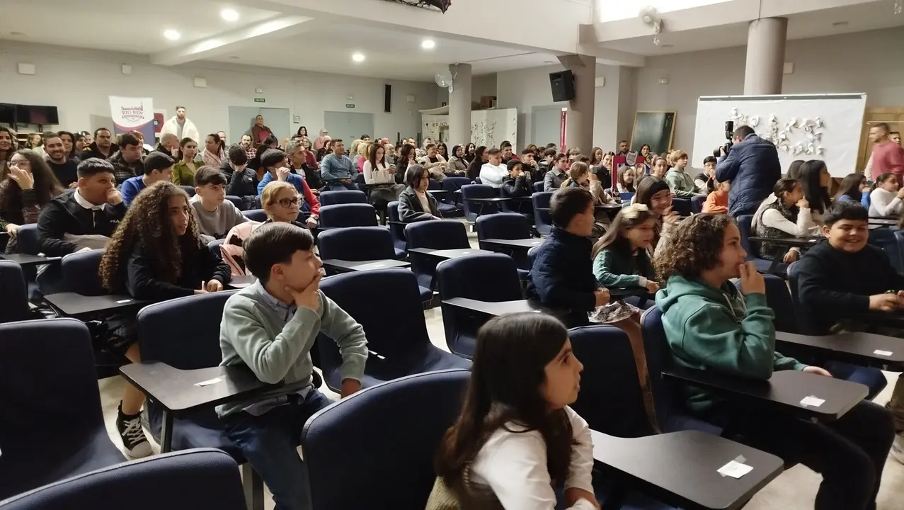 entrega de diplomas de Art Factory Ceuta