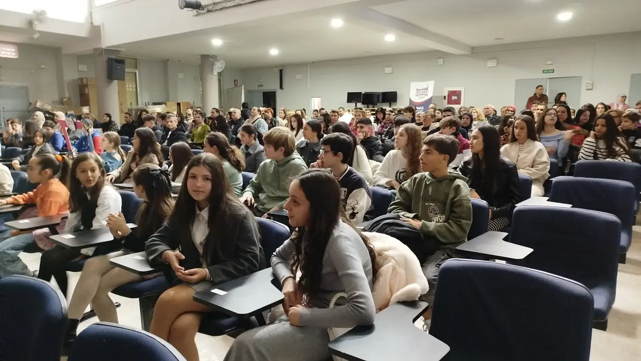 entrega de diplomas de Art Factory Ceuta