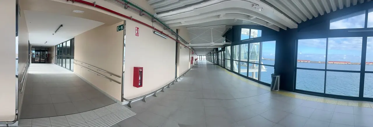 Nueva estaci&oacute;n mar&iacute;tima / APC
