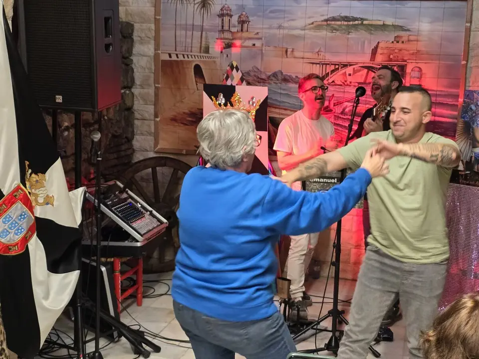 Mejillon&aacute; Casa de Ceuta en Melilla