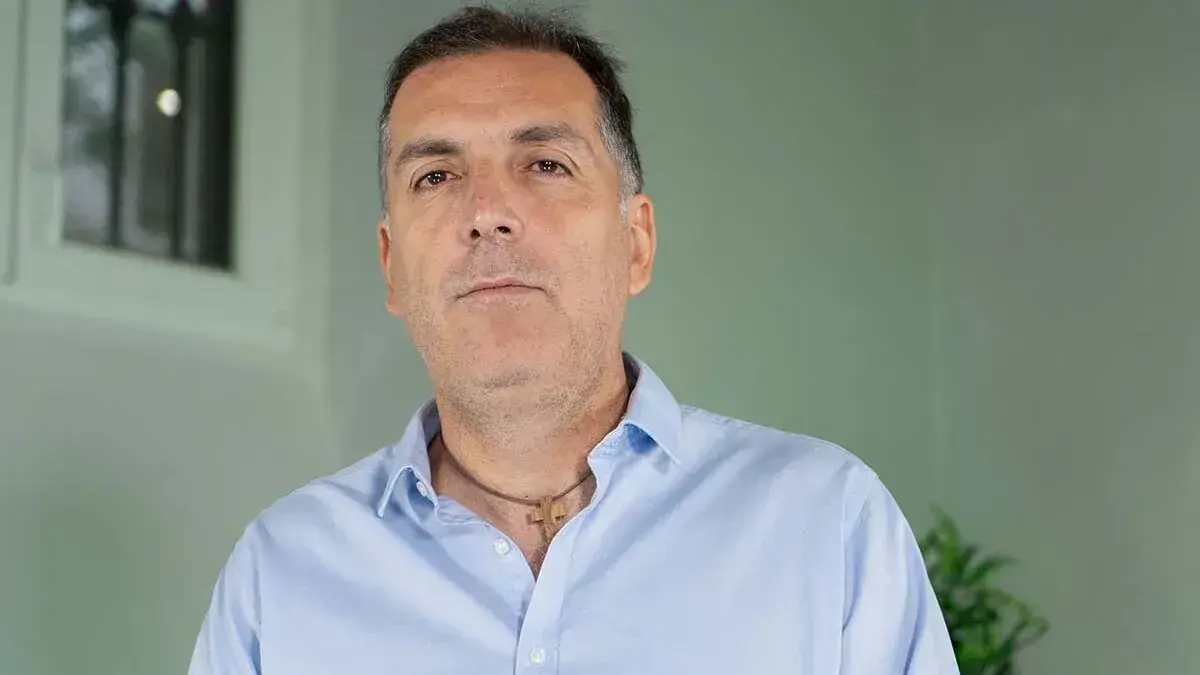 Samuel V&aacute;zquez