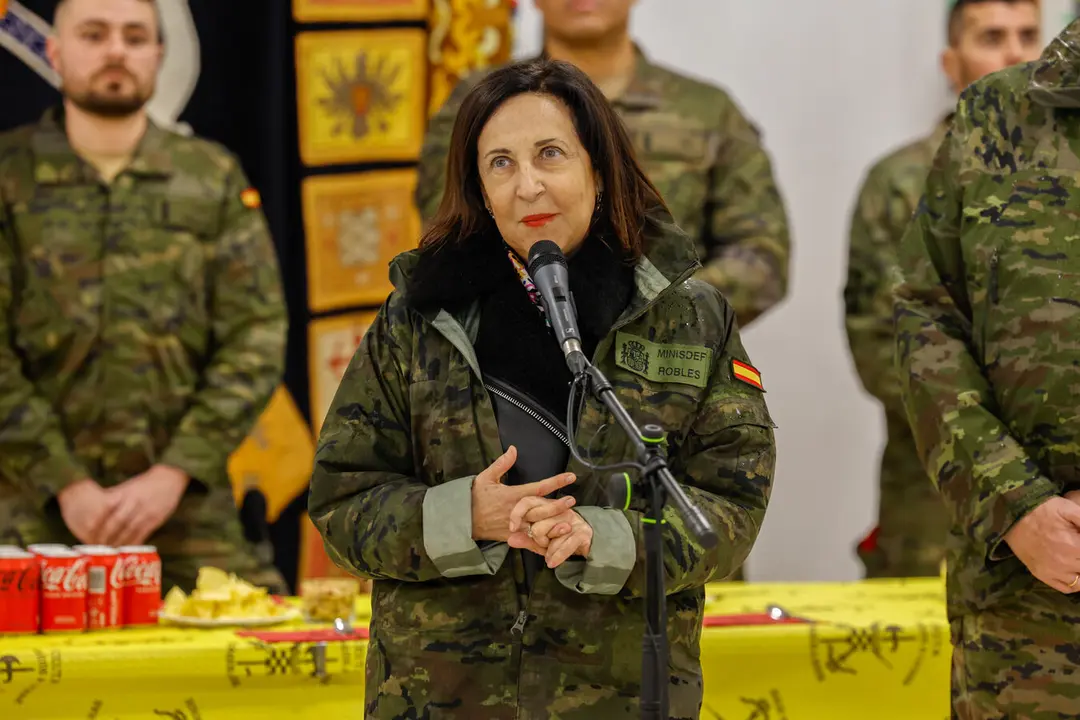 Visita ministra Robles despedida comandante general Llago