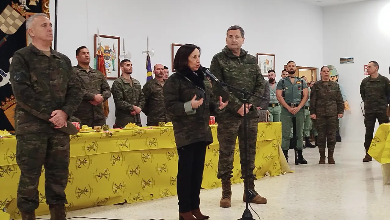 Visita ministra Robles despedida comandante general Llago