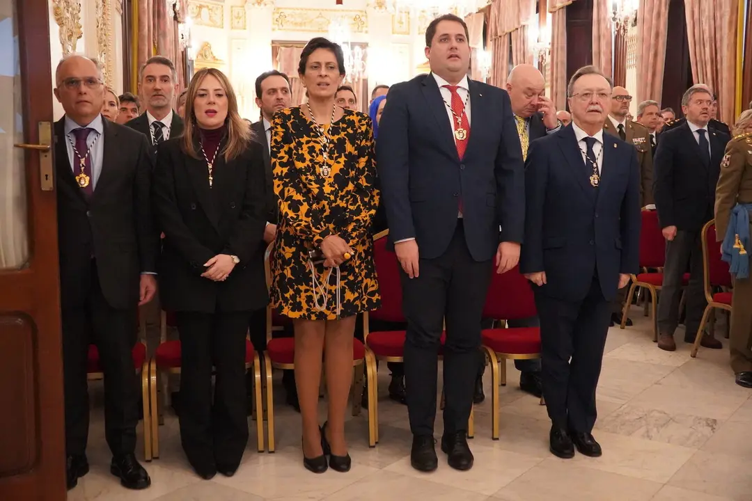 Medalla de Oro a la Policia Nacional