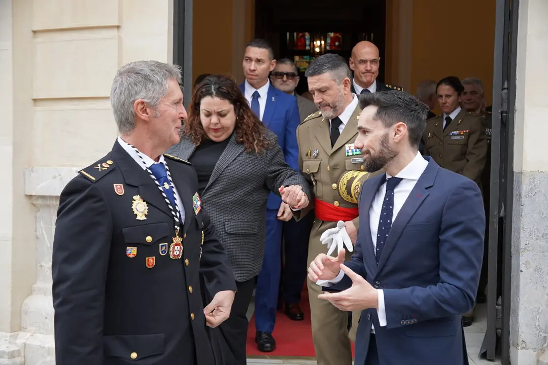 Medalla de Oro a la Policia Nacional