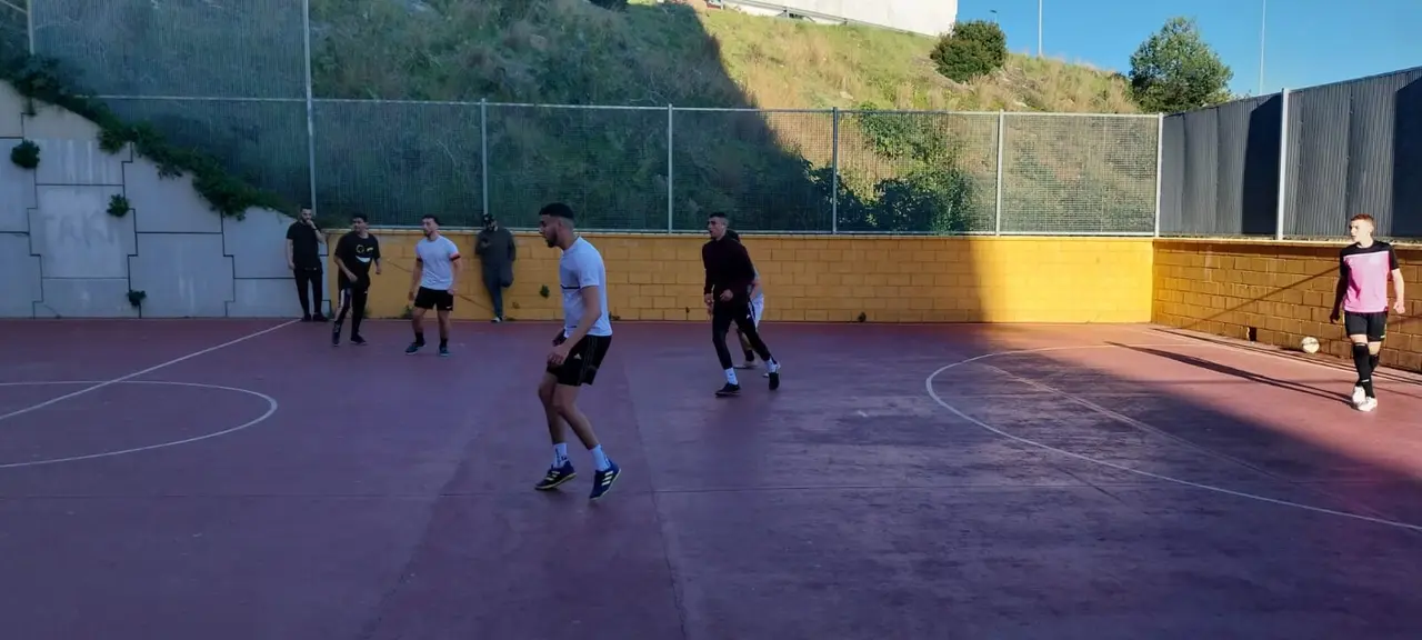 Sidi Embarek celebra el Ramad&aacute;n con deporte, convivencia y reivindicaci&oacute;n vecinal