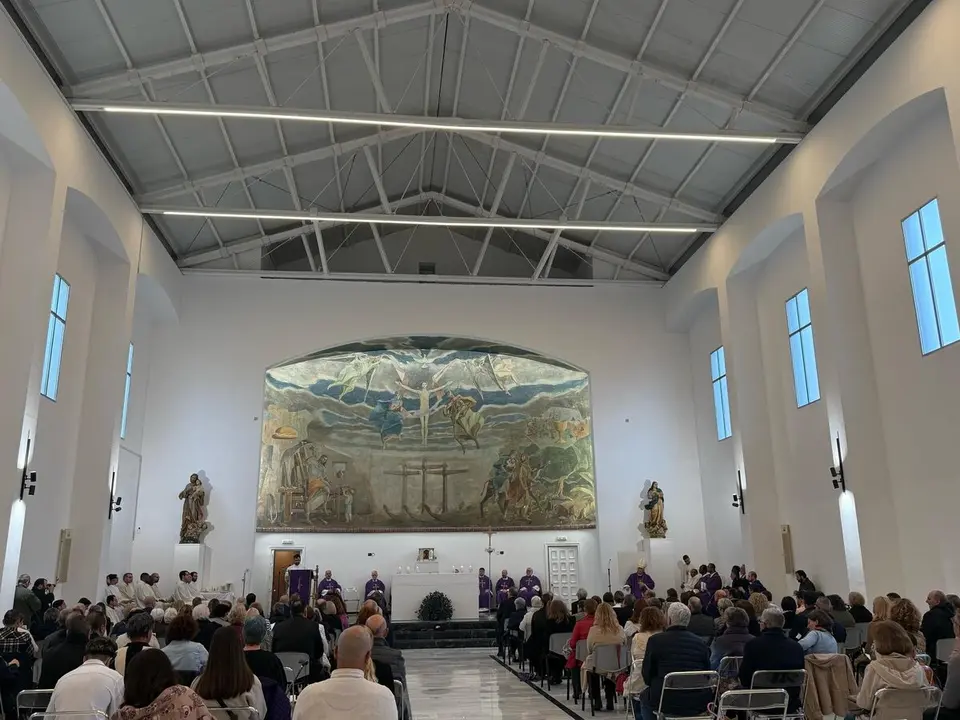 Reapertura de la Parroquia de San Jos&eacute; Had&uacute; / M. Zapico