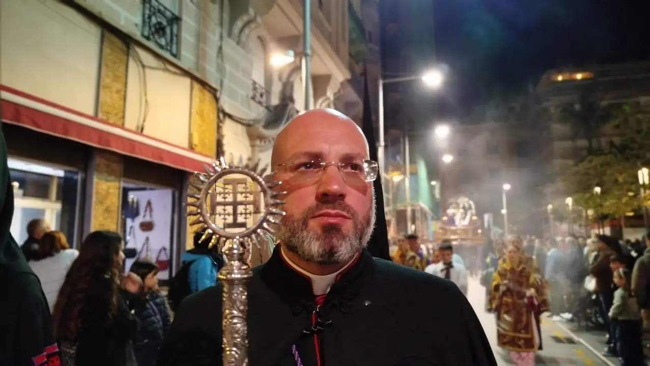 Descendimiento, silencio, semana santa, francisco jesus fernandez alcedo, vicario general