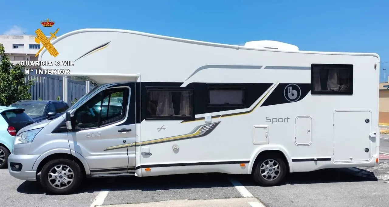 Autocaravana droga