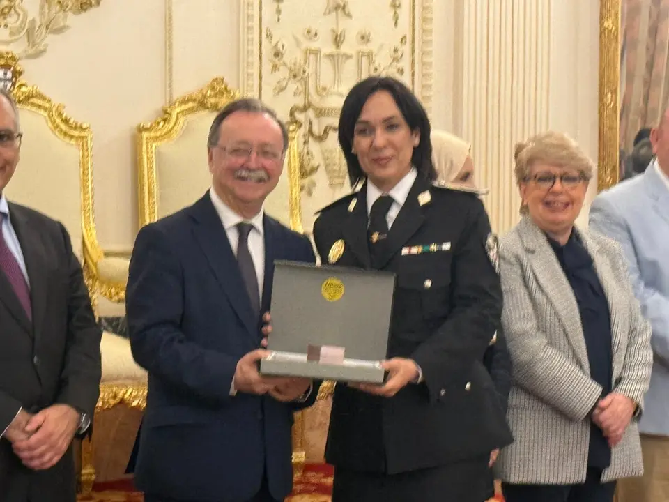 Reconocimientos por el D&iacute;a del Funcionario / (C.A)