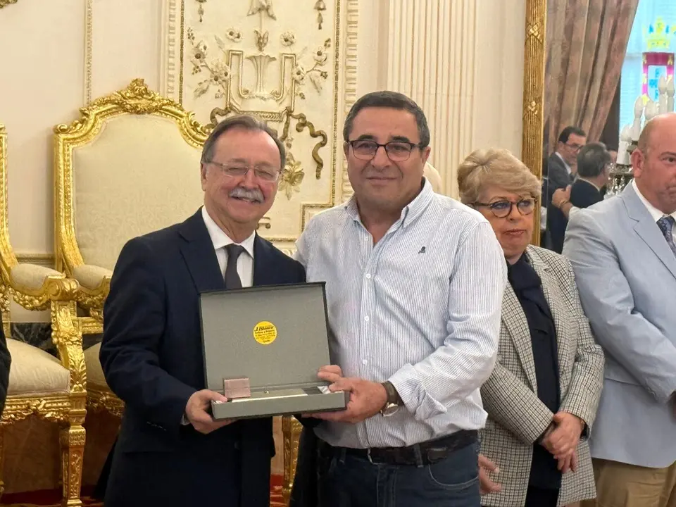 Reconocimientos por el D&iacute;a del Funcionario / (C.A)