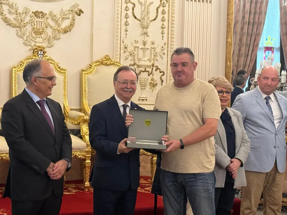 Reconocimientos por el D&iacute;a del Funcionario / (C.A)