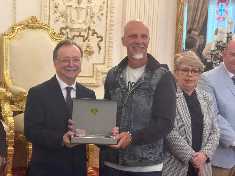 Reconocimientos por el D&iacute;a del Funcionario / (C.A)
