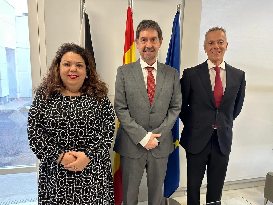 Secretario de Estado de Educaci&oacute;n, Abelardo de la Rosa visita Ceuta, recibido por Miguel Se&ntilde;or y Cristina P&eacute;rez / Delegaci&oacute;n de Gobierno