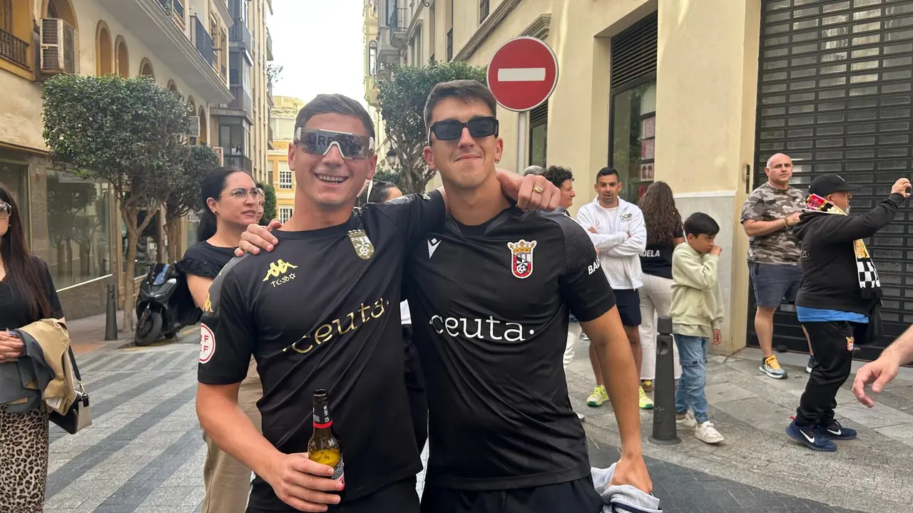 La rua del ascenso de la AD Ceuta